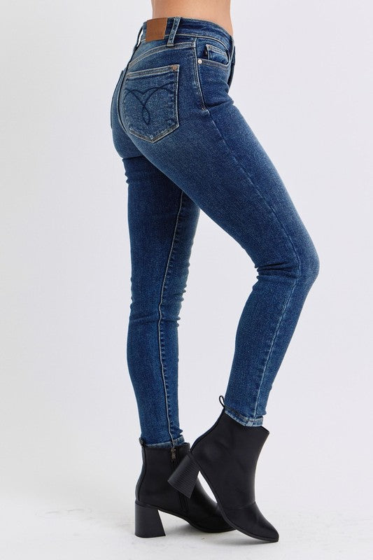 Judy Blue Mid-Rise Skinny Jeans with Thermal Lining