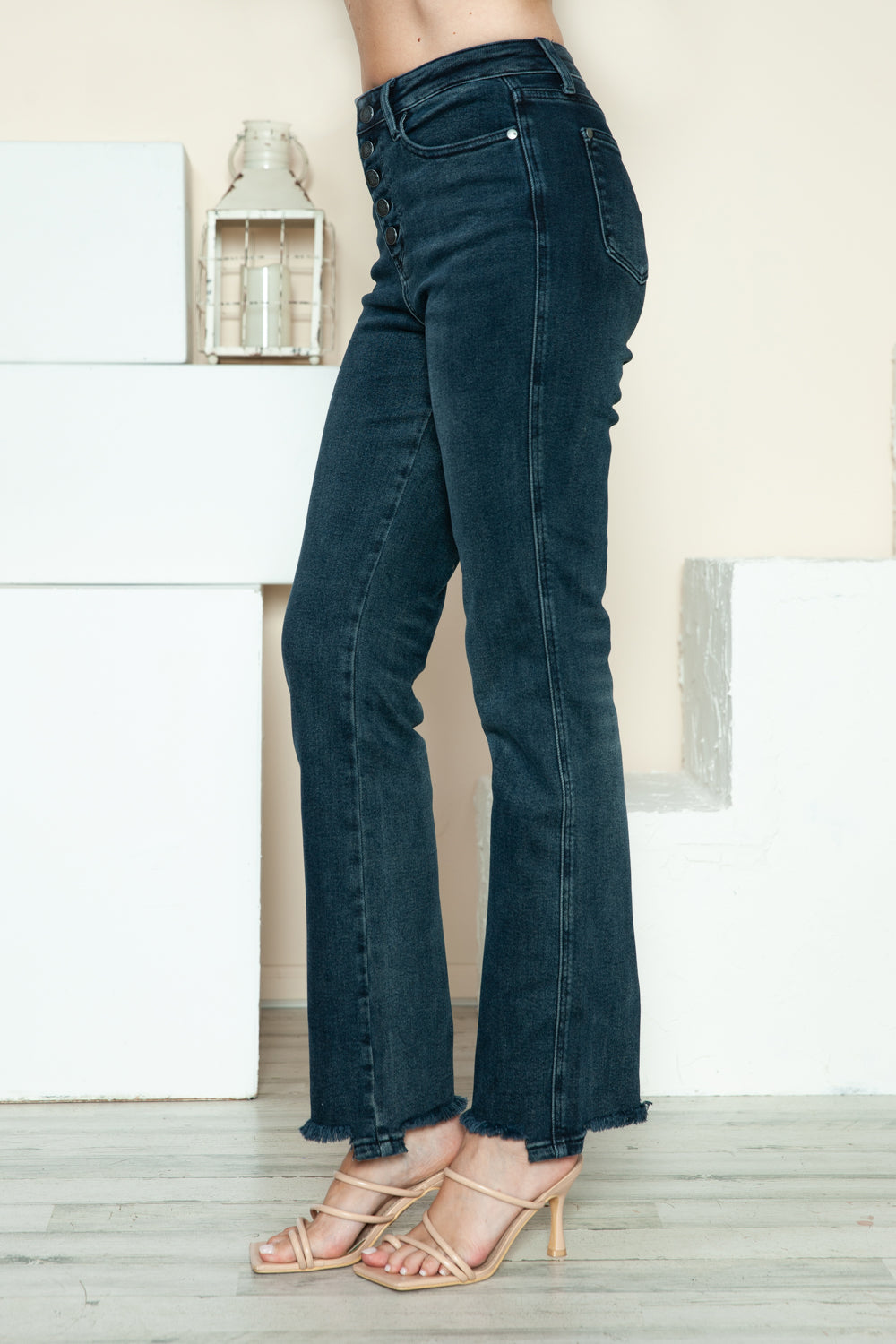 Judy Blue Button Fly Straight Jeans