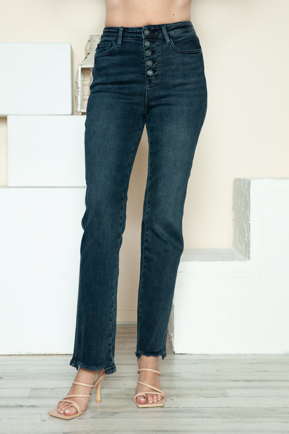 Judy Blue Button Fly Straight Jeans