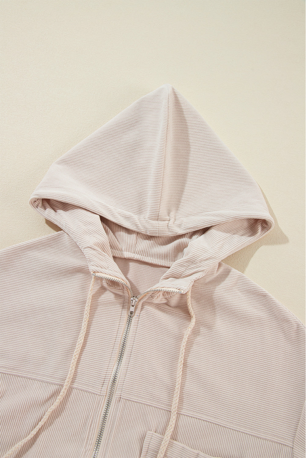 Pocketed Zip Up Hooded Jacket