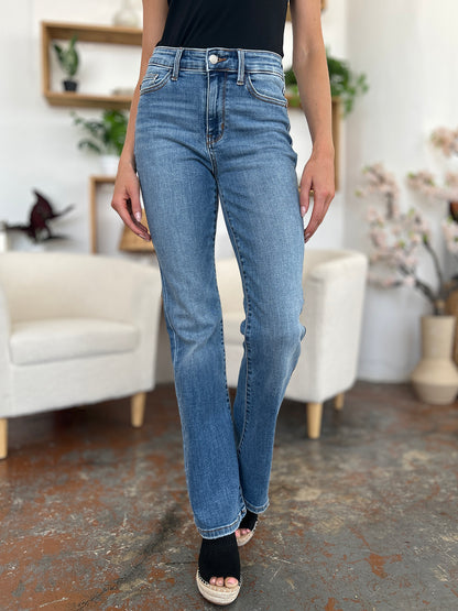 Judy Blue Mid-Rise Straight Jeans